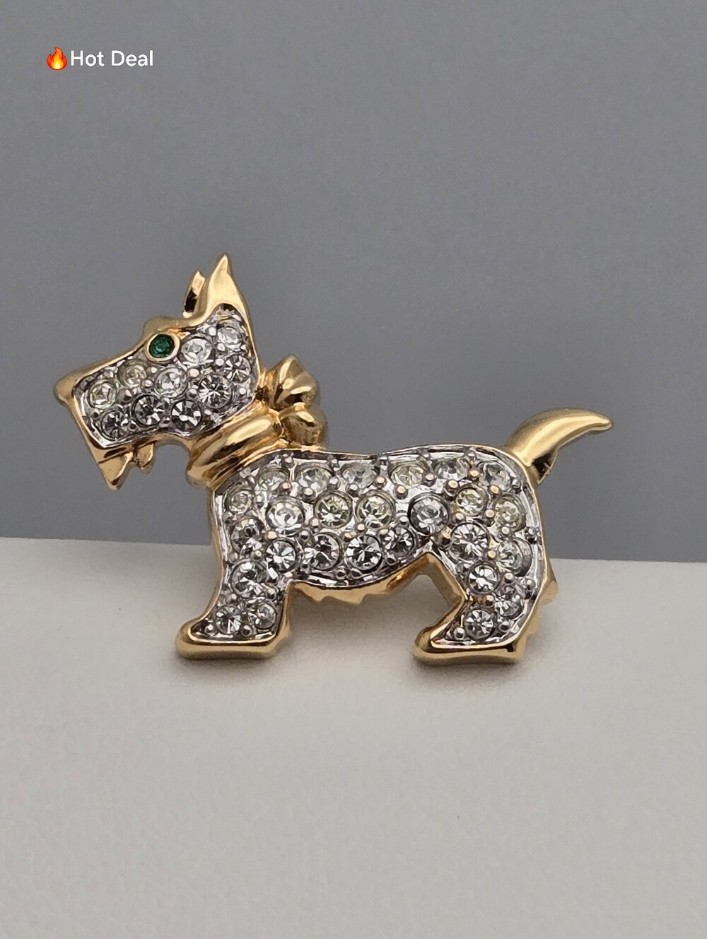 Swarovski Scottie Dog Brooch Lapel Pin Pavé Crystal Green Eye Gold Tone 1"